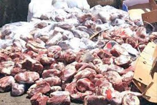 کشف  650کیلوگرم گوشت فاسد از فروشگاه‌های ورامین