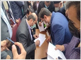 با حضور استاندار تهران و سرپرست فرمانداری برگزار شد؛ برپایی میز خدمت در مصلی نماز جمعه شهر ورامین