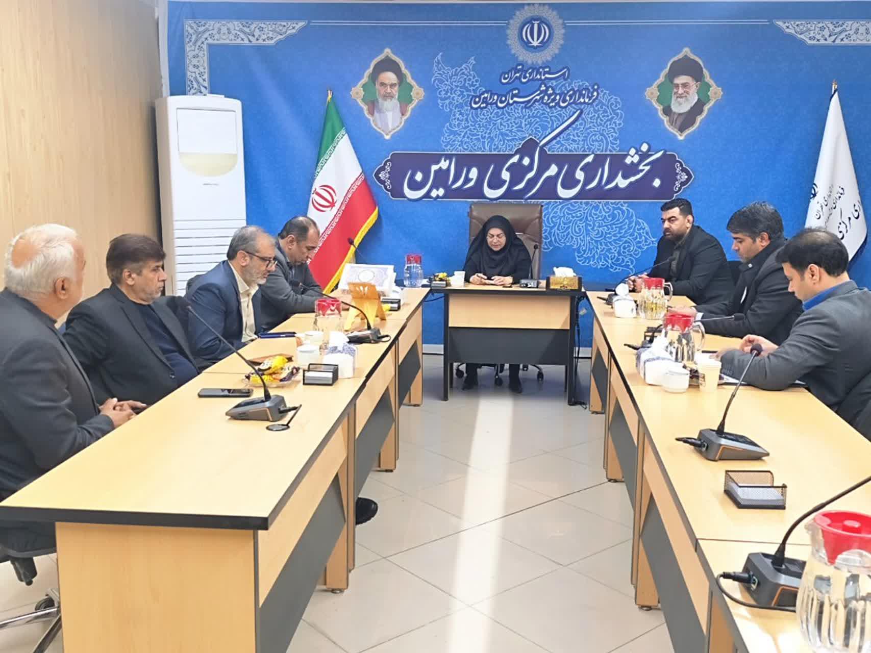 بخشدار مرکزی ورامین: لازمه پیشرفت کشور حمایت از تولیدکنندگان و صاحبان ایده است